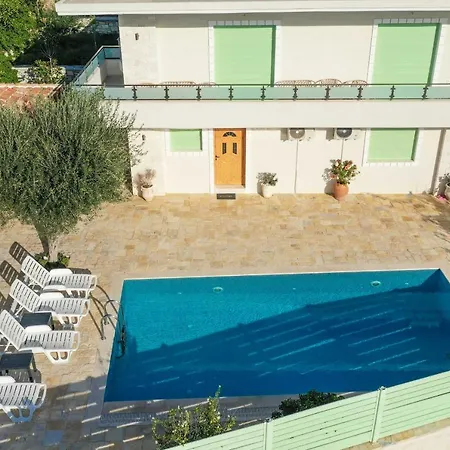 Villa Aleandro
