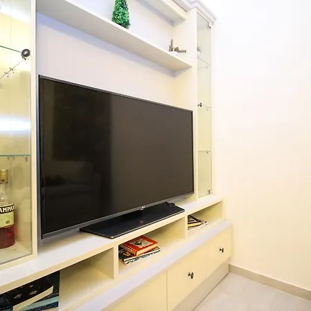Aleandro Villa